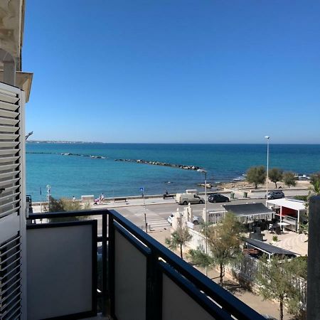 Skandivi Daire Bari Dış mekan fotoğraf