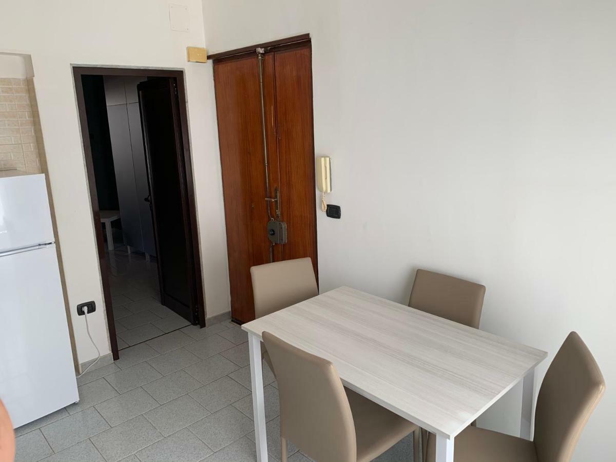 Skandivi Daire Bari Dış mekan fotoğraf